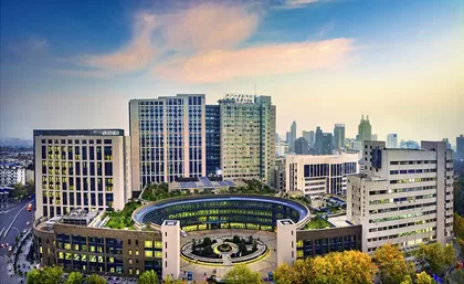 نظام إدارة الكتان الذكي من القرن لتحسين العملية الكاملة لمناولة الكتان الطبي لمستشفى جينهوا بجامعة تشجيانغ