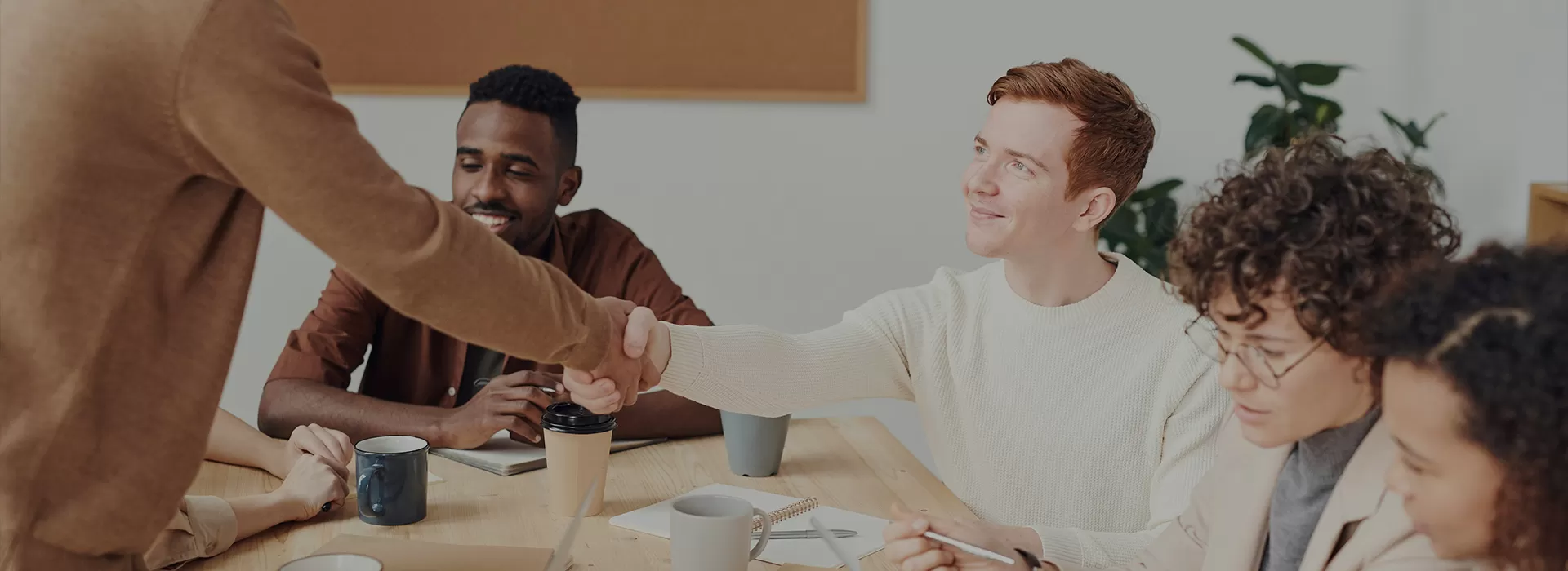 القرن ، مورد Eas و RFID الموثوق به